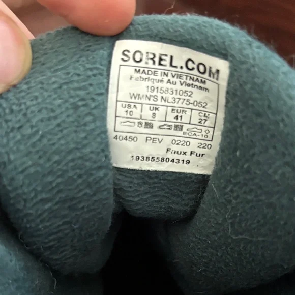 Sorel Gray Kinetic Sport Sneaker Boots with Yellow Highlights - Picture 3 of 4